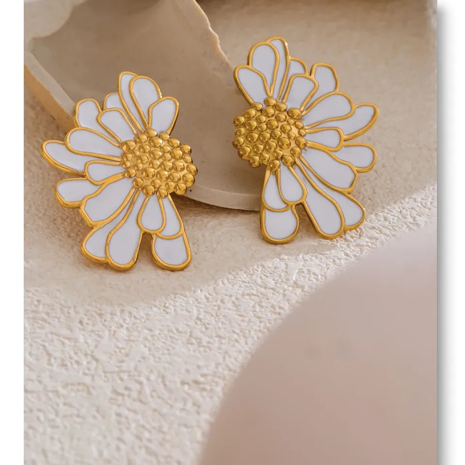 Floral Big White Black Enamel - Fashion Stud Earrings 18K Gold Color PVD Plated Stainless Steel Jewelry
