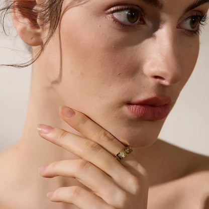 Luxe Jewels Cubic Zirconia Heart Ring – PVD Gold Plated Stainless Steel Jewelry